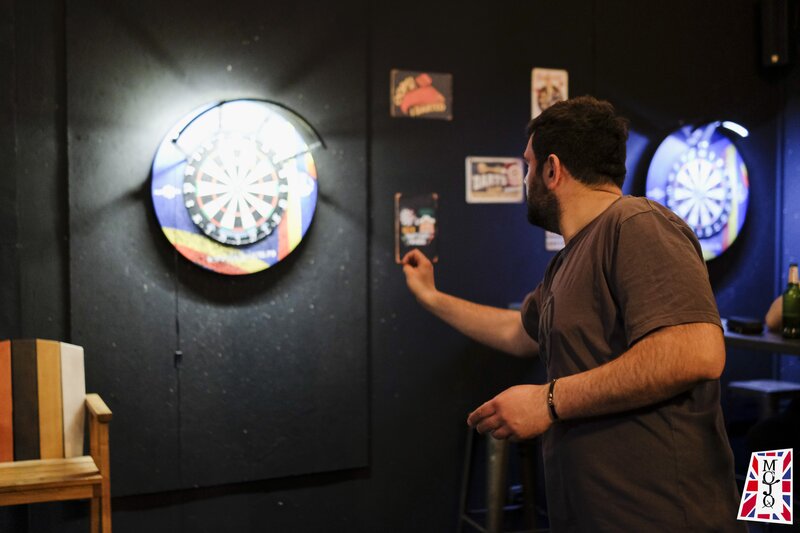 Ajutor bucatar,  Barmani, Ospatarite/Ospatari