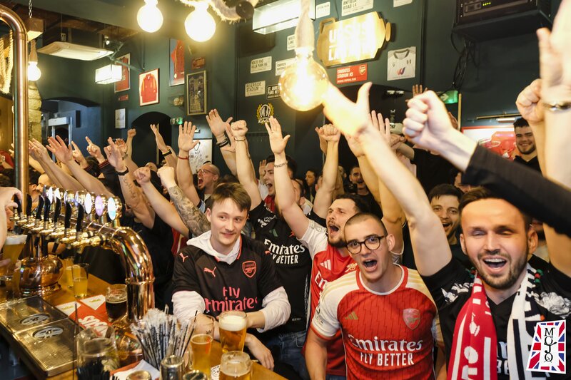 Ajutor bucatar,  Barmani, Ospatarite/Ospatari