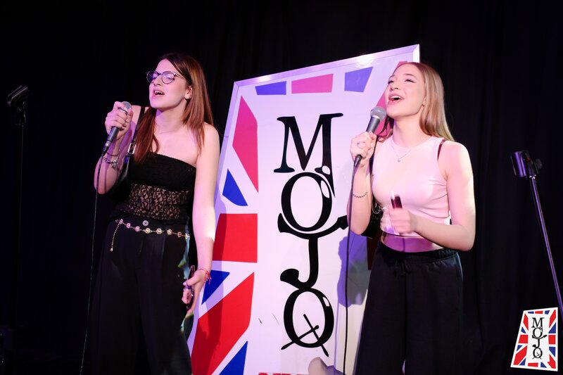 Ajutor bucatar,  Barmani, Ospatarite/Ospatari